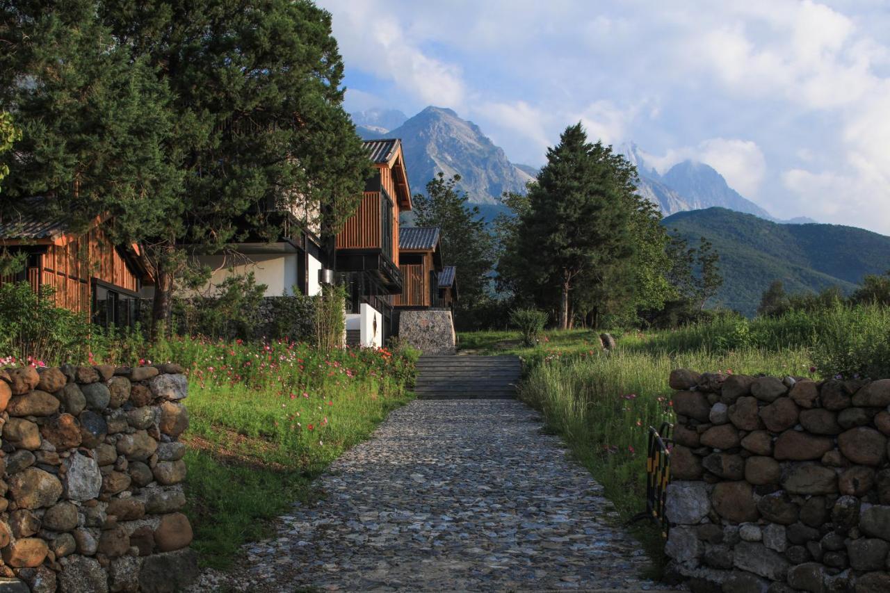 The Rock Hotel Lijiang  Exteriör bild